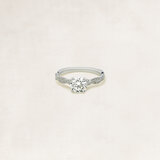 Brilliant cut solitaire ring with side diamonds - OR5045_