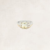 Emerald solitaire ring met zijdiamanten - OR5058_