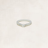 Briljant solitaire ring  met zijdiamanten - OR10413_