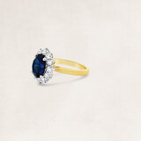 Golden ring with sapphire and diamond - OR70021_