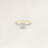 Golden ring with diamond - OR70089_