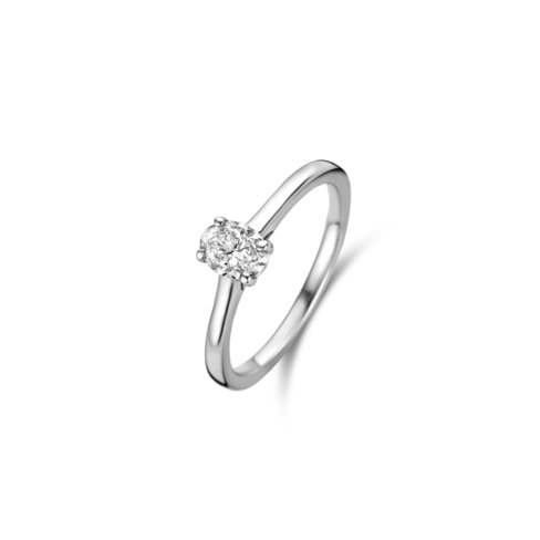 Ovaal geslepen solitaire ring