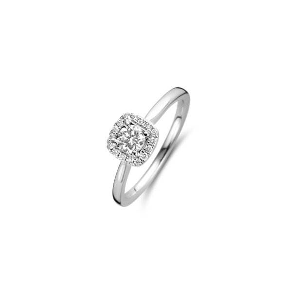 Briljant geslepen solitaire halo cushion ring