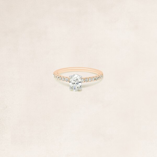 Oval cut solitaire ring with side diamonds - OR5108