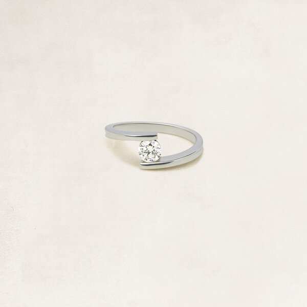 Brilliant cut solitaire ring -  OR9474