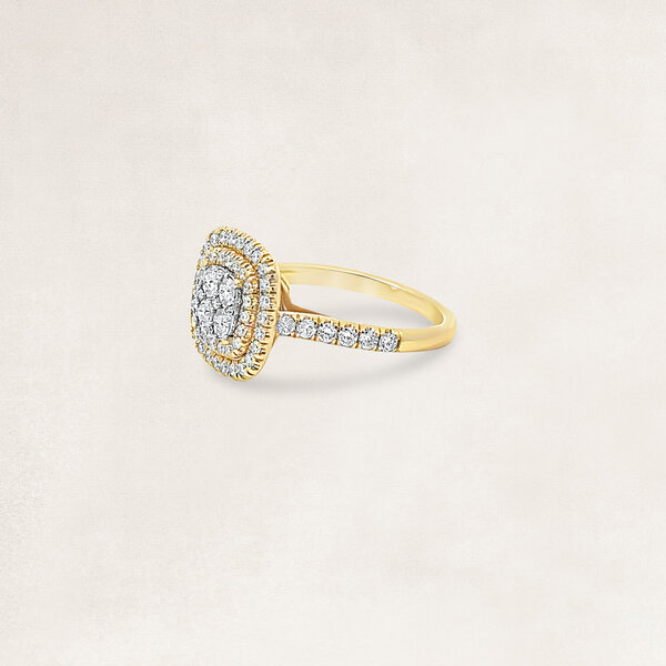 Golden ring with diamond - OR69880