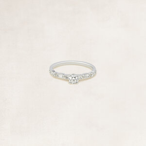 Briljant solitaire ring  met zijdiamanten - OR70415