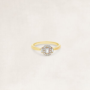 Golden ring with diamond - OR73268