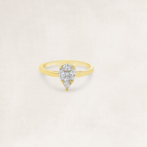 Golden ring with diamond - OR70389